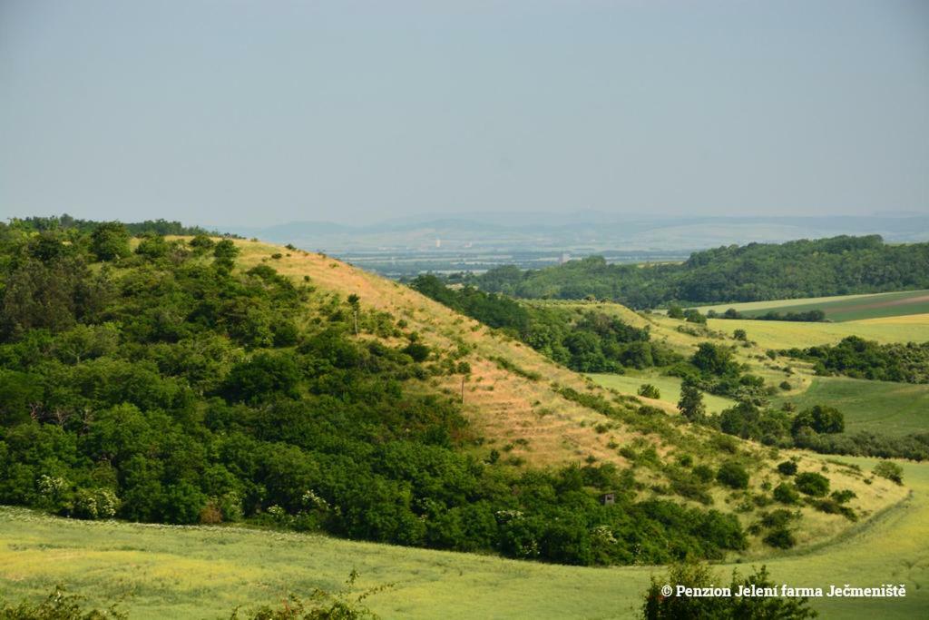 מלון Vrbovec Jeleni Farma Jecmeniste מראה חיצוני תמונה